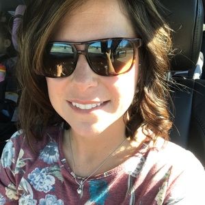 Meet your Posher, Bliss